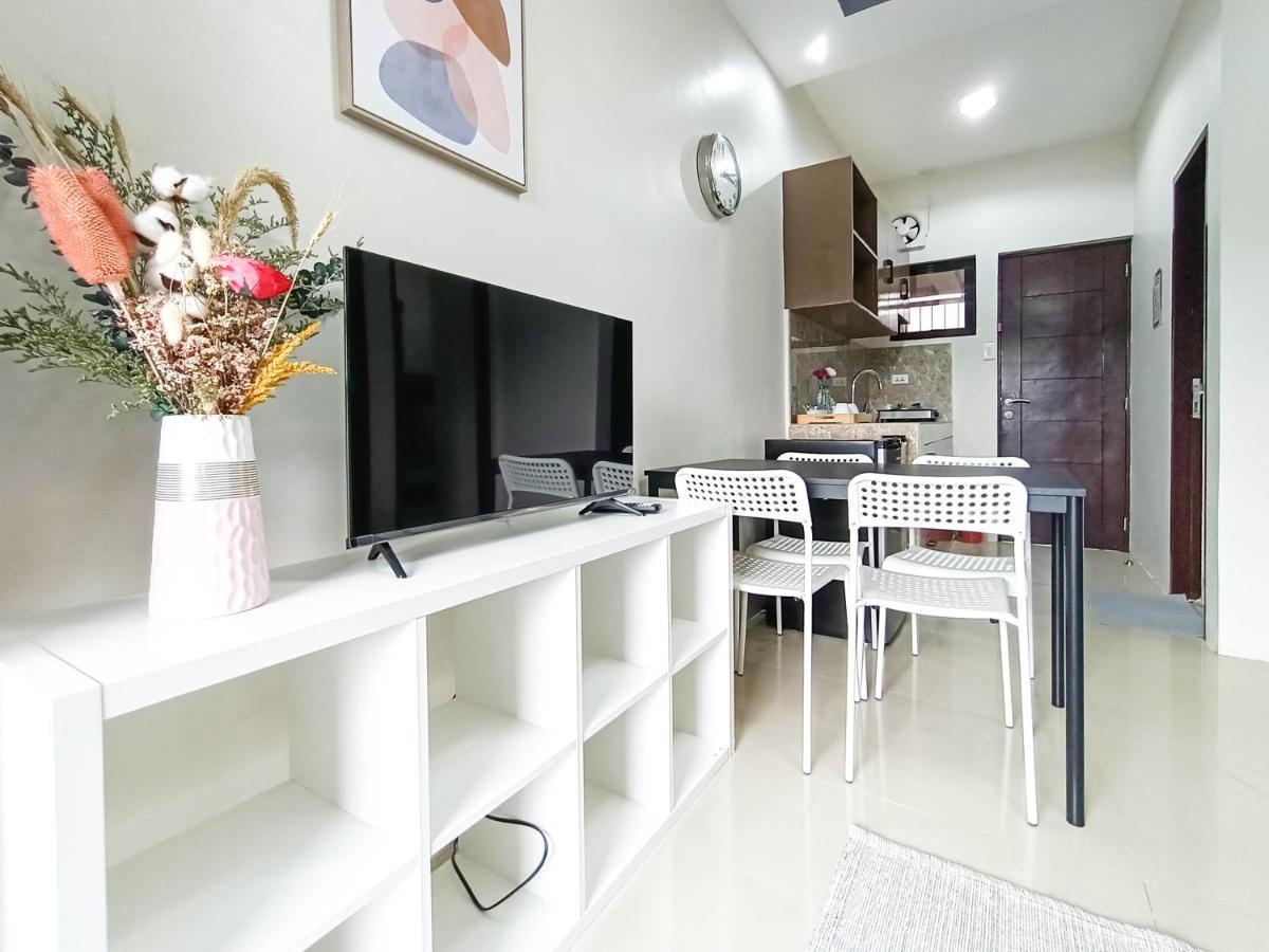 Manzil Anilao B&B Mabini  Exteriör bild