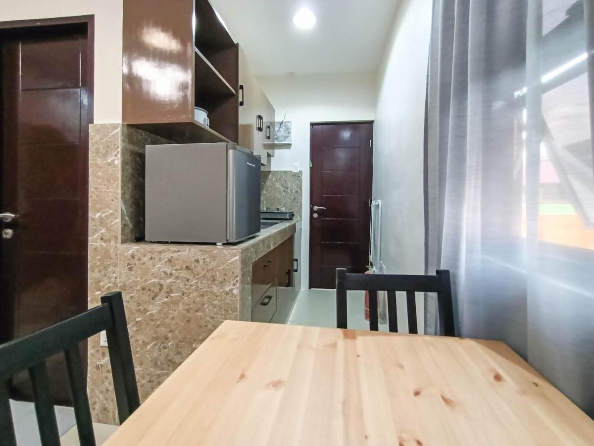 Manzil Anilao B&B Mabini  Exteriör bild