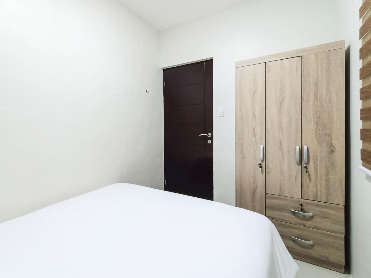 Manzil Anilao B&B Mabini  Exteriör bild